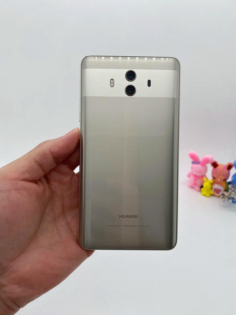 关于mate10保时捷和mate10的区别的信息-第3张图片 关于mate10保时捷和mate10的区别的信息-第3张图片